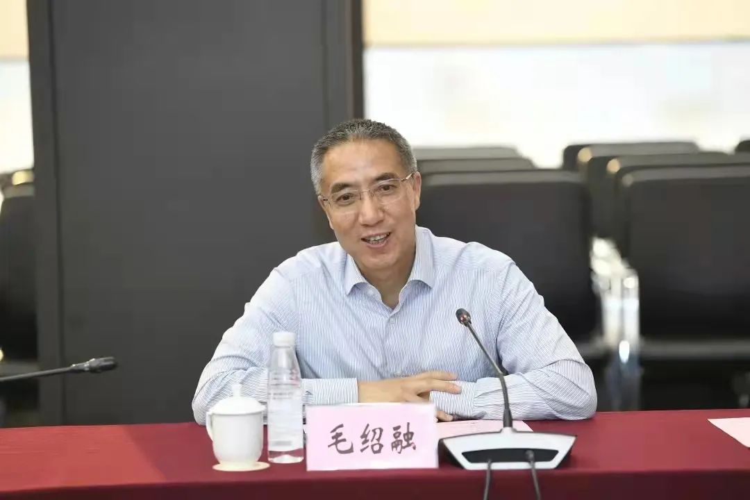 3118ÔÆ¶¥¼¯Íż¯ÍÅÓ뺼±¨¼¯ÍÅÇ©ÊðÕ½ÂÔºÏ×÷ÐÒé(ͼ2)